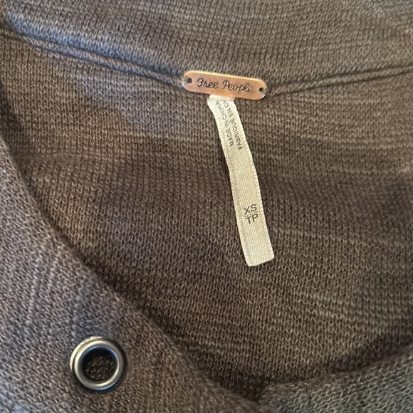 NWOT FREE PEOPLE highway knit stretchy long zip up vest in olive green XS - Picture 5 of 11